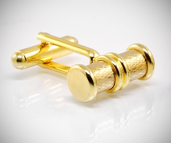 Gemelli da polso per camicia cilindro lavorato in oro